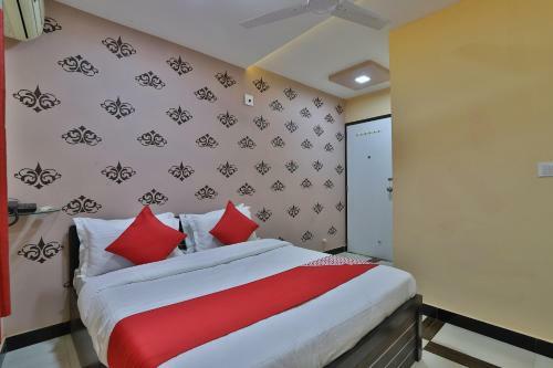 Oyo 41050 Hotel Om Villa