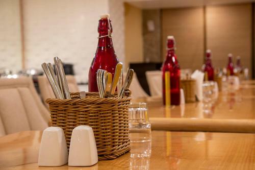 Hotel Bloomsuites L Ahmedabad