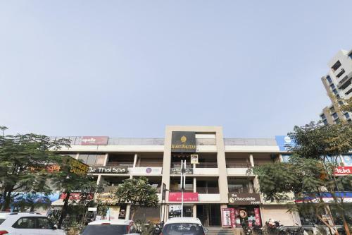 Oyo 71040 Hotel Sagar Palace