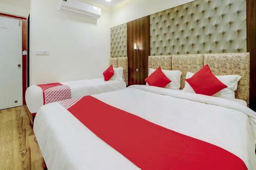 Oyo 67711 Hotel Rj Residency