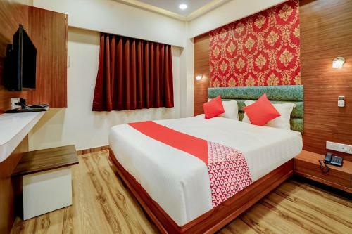 Oyo 67711 Hotel Rj Residency