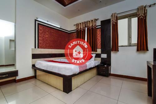 Oyo 15769 Hotel Alpine Inn