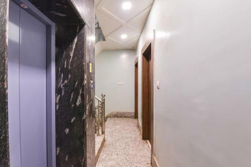 Oyo 19832 Hotel New Mahatma
