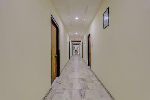 Spot On 73377 Hotel Sarovar Inn