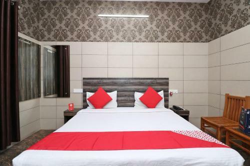 Oyo 8616 Hotel Inderlok
