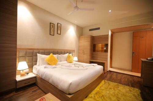Hotel Treehouse London Street Amritsar