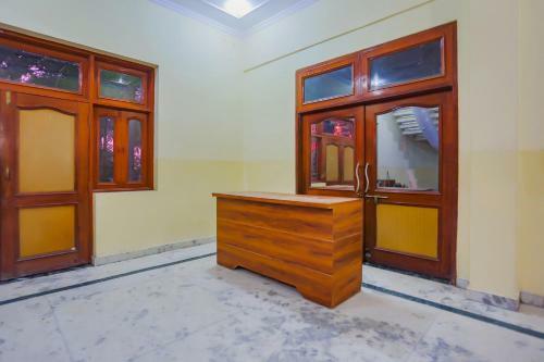Hotel Oyo 75998 Shivani Banquet Hall
