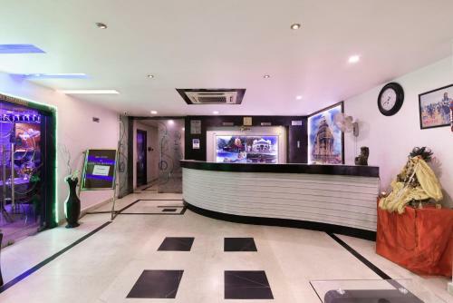 Oyo 30414 Hotel Us Residency