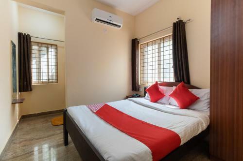 Hotel Oyo 71638 Nk Boarding And Lodging