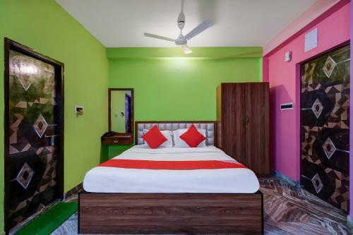 Oyo 74265 Hotel Diamond Palace