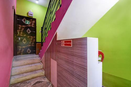 Oyo 74265 Hotel Diamond Palace