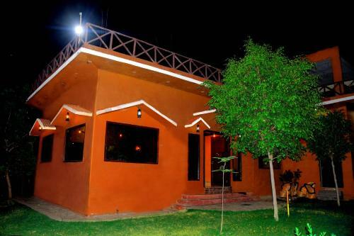 Hotel Chambal Wildlife S Lodge