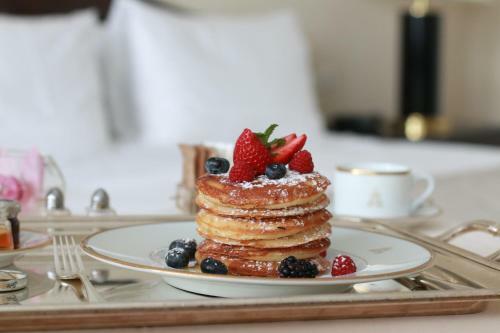 Four Seasons Hotel Bengaluru At Embassy One