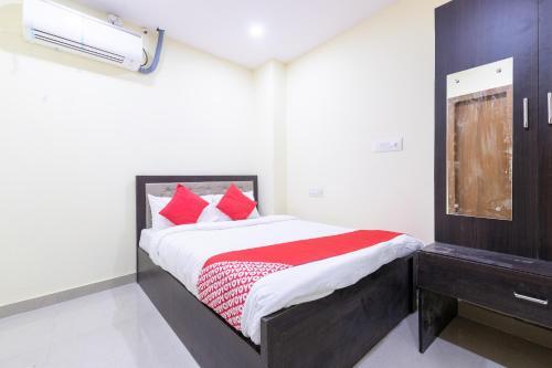 Hotel Oyo 45125 Banashankari Comforts