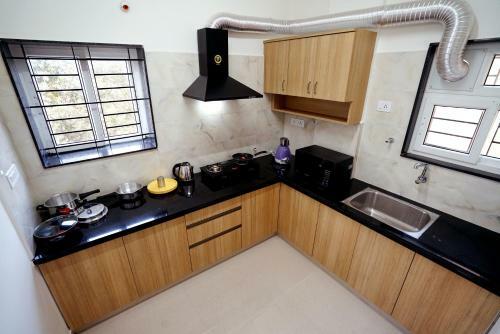 Castle Jp Service Apartments