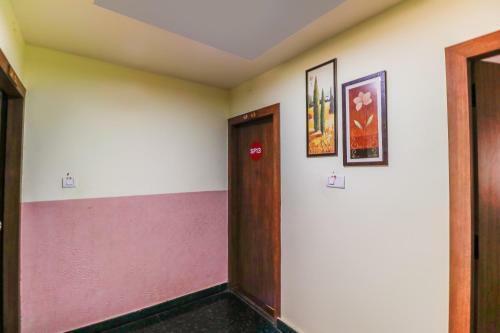 Hotel Oyo 69693 The Royal Park