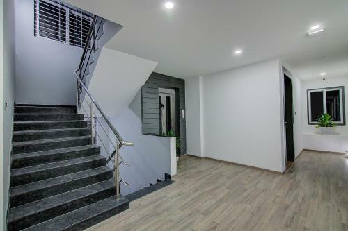Hotel Oyo Townhouse 040 Global Village Tech Park
