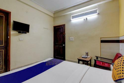 Spot On 77106 Hotel Sangam Royal