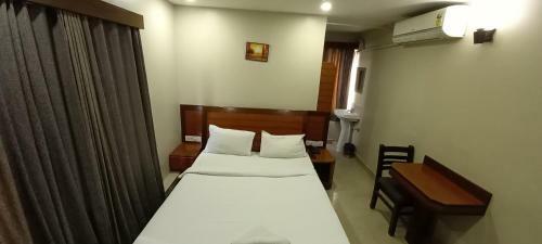 Park Palace Hotel Madiwala