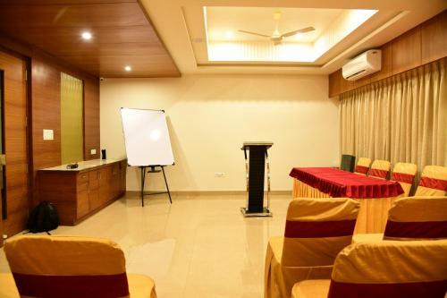 Hotel U T Elite