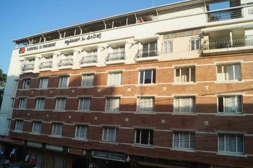Hotel Phoenix