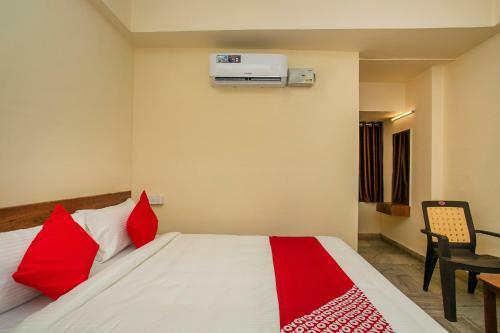 Hotel Oyo Flagship 77157 Puttana Chetty Townhall