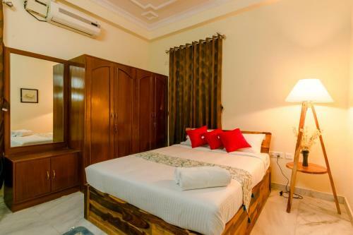 Hostal The White Villa Boutique Stay