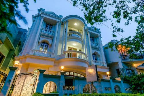 Hostal The White Villa Boutique Stay