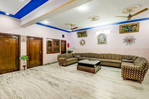 Hotel Oyo Flagship 76487 Vasundhra Inn