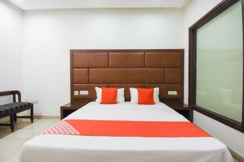 Hotel Oyo 76367 Grand Punjab