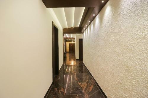 Hotel Capital O 28650 Nikhil Regency