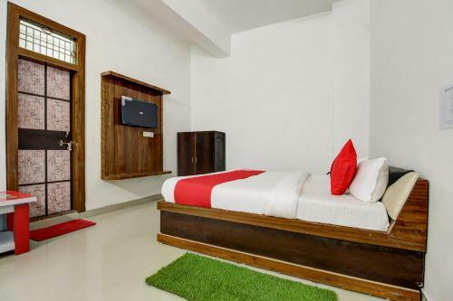 Oyo 68974 Hotel Pratap Plaza