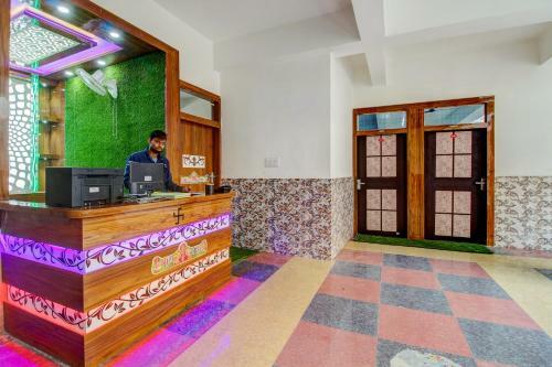Oyo 68974 Hotel Pratap Plaza