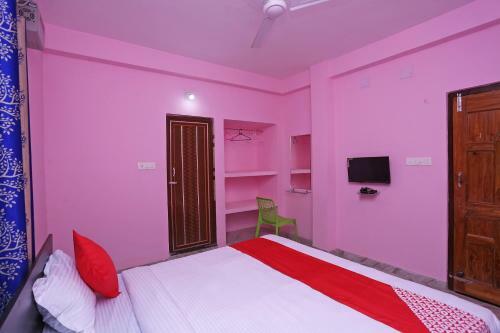 Oyo 36704 Hotel Madison