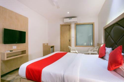 Hotel Oyo 15229 Radhe Residency