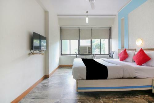 Capital O75414 Hotel Dream Residency