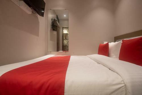 Oyo 41605 Hotel Prince Palace