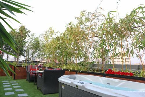 Theory9 Premium Service Apartments Bandra