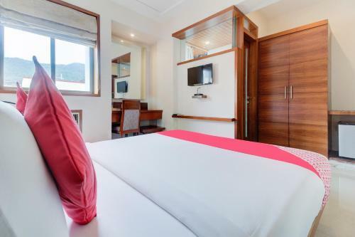 Oyo Flagship 77666 Hotel Vinyasa