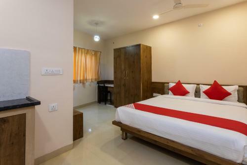 Oyo 78089 Hotel Royal Heritages