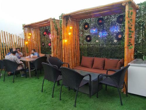 The Avenue Hotel Ballygunge