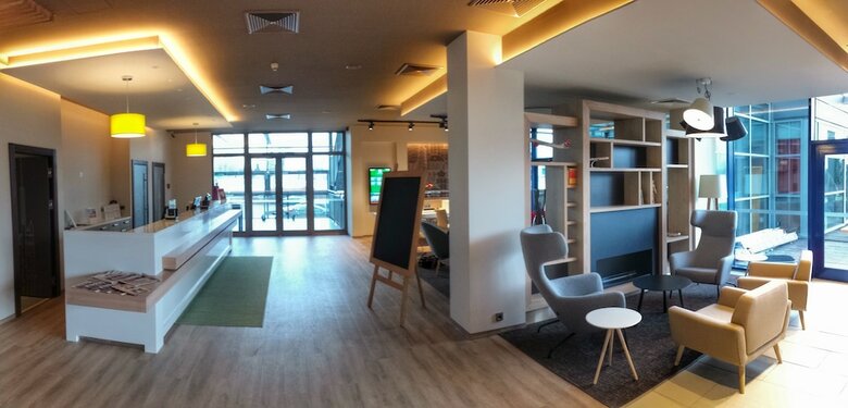Hotel Holiday Inn Prague Airport