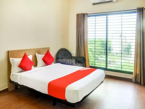 Oyo 74291 Hotel Relax Inn