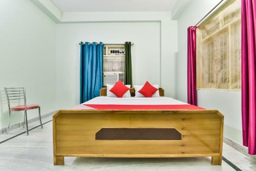 Oyo 60005 Hotel Shubh Yatra