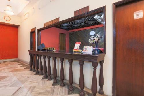 Oyo 27783 Hotel Rajmahal Inn