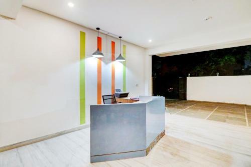 Oyo 79248 Hotel Rising Stay
