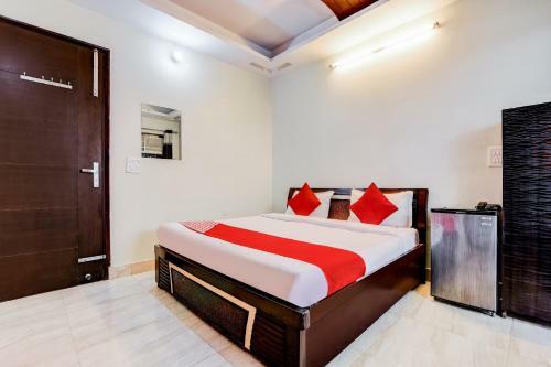 Hotel Oyo 41196 Red Rose