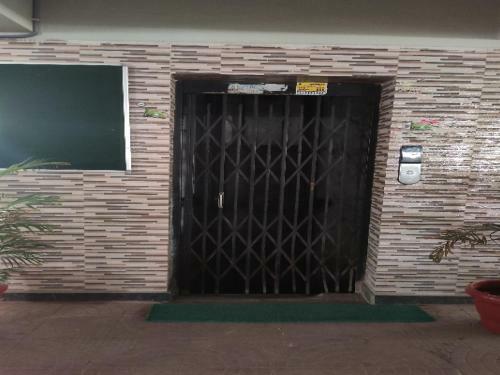 Oyo 79693 Hotel Aig Inn