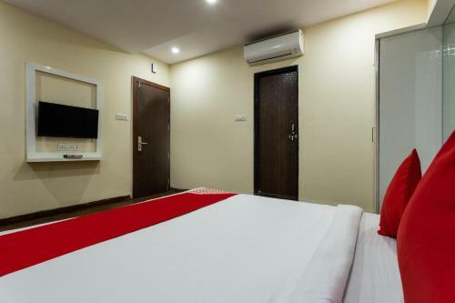 Oyo 29896 Hotel Forest Inn