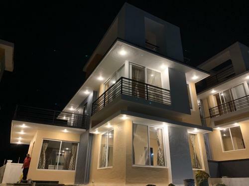 Villa Royal Meadows - Igatpuri Bungalow C